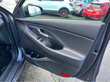 2018 Hyundai i30 - thumbnail 12