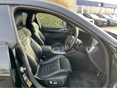 2022 BMW i4 - thumbnail 11