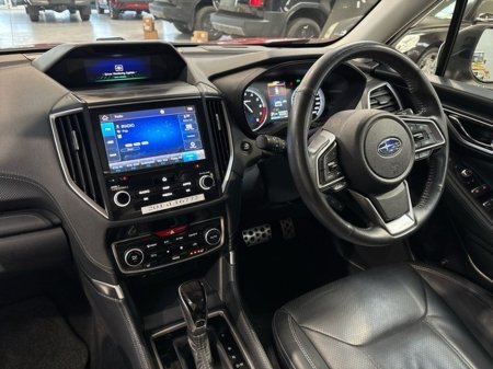 2020 Subaru Forester E-BOXER MHEV 2.0I XE 4DR AUTO €27,950 thumbnail