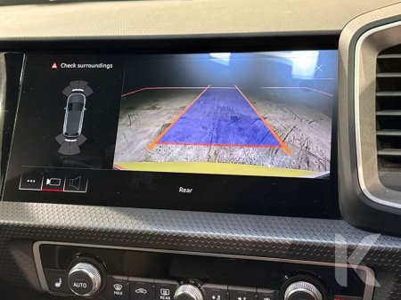 2021 Audi A1 1.0 AUTOMATIC - YELLOW/BLACK 2 TONE - CRUISE CONTROL - REAR CAMERA €24,450 thumbnail