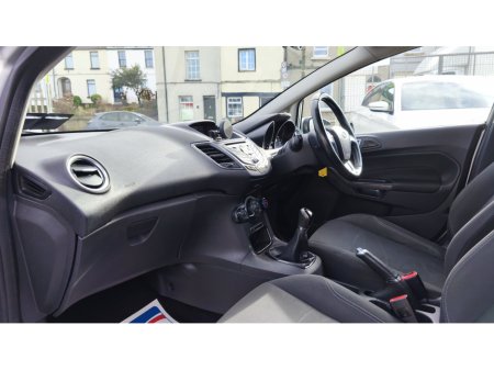 2017 Ford Fiesta - thumbnail 15