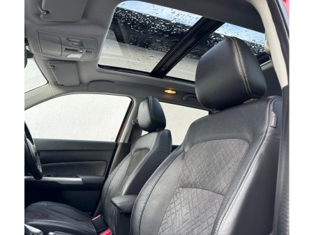 2019 Suzuki Vitara 1.4 BOOSTERJET 4WD ALLGRIP SZ5 AUTO 140 BHP €14,950 thumbnail