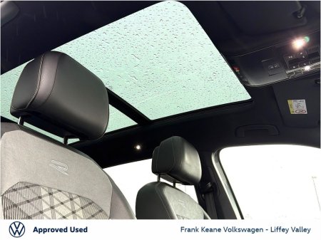 2023 Volkswagen Tiguan Allspace R-LINE AUTO 2.0 TDI 150HP *PLATINUM GREY* *7-SEATER* *SUNROOF* *CARPLAY & ANDROID AUTO* *REAR VIEW CAMERA* *PCP FINANCE AVAILABLE* €48,995 thumbnail