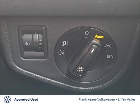 2022 Volkswagen Taigo R-LINE AUTO 1.0 TSI 110HP €25,995 thumbnail