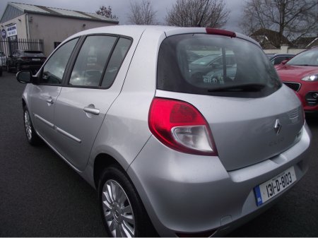 2013 Renault Clio III COLLECTION 1.2 75 5DR €4,950 thumbnail