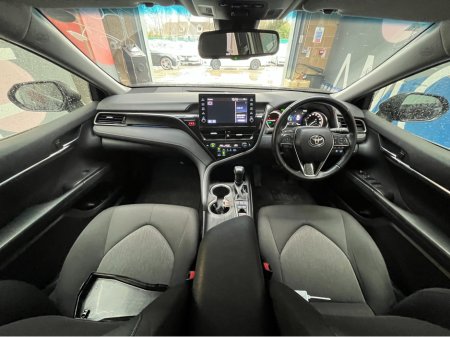 2021 Toyota Camry - thumbnail 16