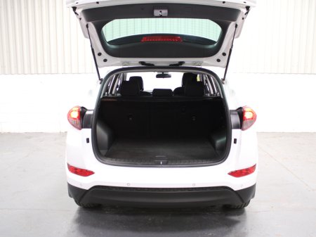 2017 Hyundai Tucson - thumbnail 27