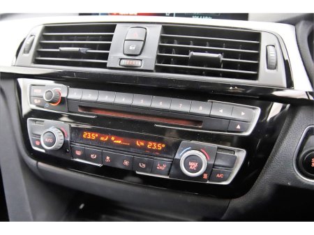 2017 BMW 3 Series - thumbnail 21