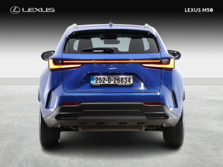 2025 Lexus NX 450 h+ - thumbnail 10