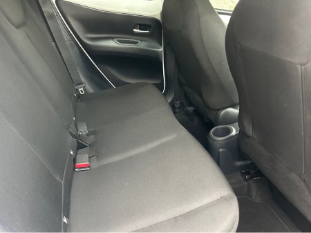 2022 Toyota Aygo X PULSE 4DR €14,444 thumbnail