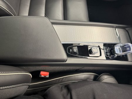 2024 Volvo XC60 - thumbnail 20