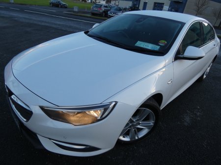 2017 Vauxhall Insignia  €7,925 thumbnail