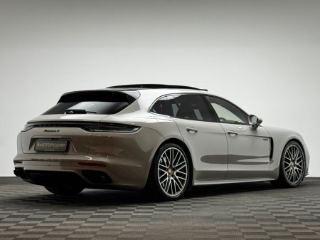 2023 Porsche Panamera - thumbnail 7