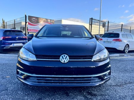 2017 Volkswagen Golf  €17,500