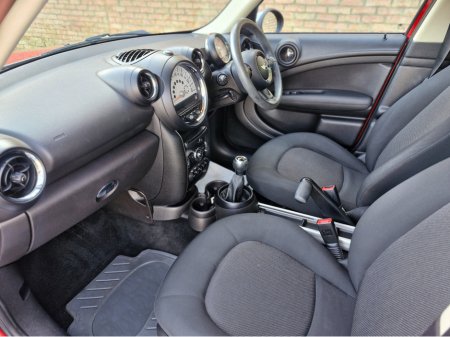 2014 MINI Countryman - thumbnail 17