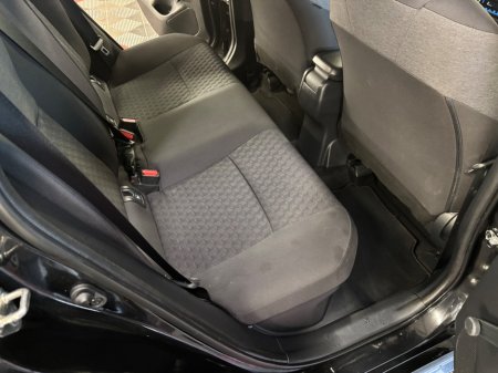 2023 Toyota Yaris 1.5 Hybrid 5Dr Luna €19,950 thumbnail