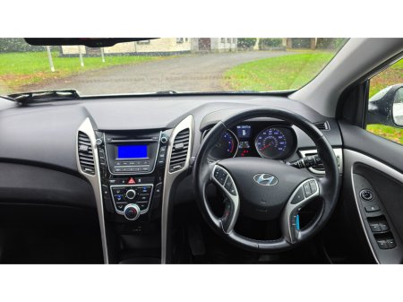 2016 Hyundai i30 - thumbnail 13