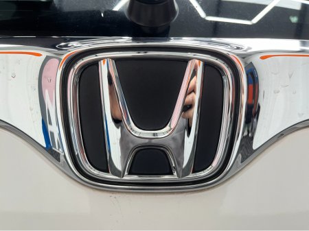 2019 Honda CR-V €27950 2019 HONDA CR-V EX MASTERPIECE 2.0 AUTOMATIC / CRUISE CONTROL / REVERSE CAMERA / ELECTRIC MEMORY & HEATED SEATS / HEATED REAR SEATS / PADDLE SHIFTERS €27,950 thumbnail