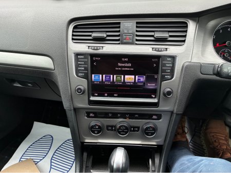 2015 Volkswagen Golf - thumbnail 21