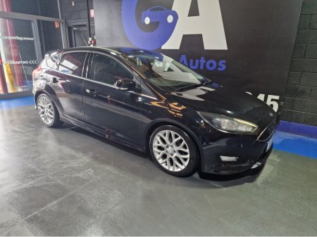 2015 Ford Focus - thumbnail 9