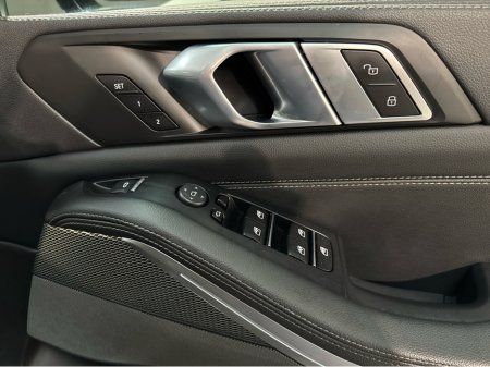 2019 BMW X5 - thumbnail 21