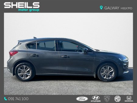 2023 Ford Focus - thumbnail 10