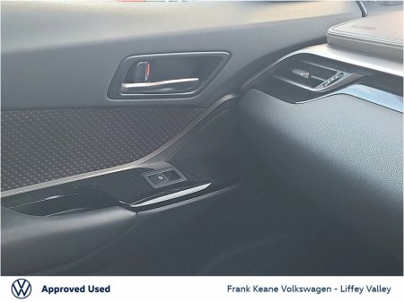 2018 Toyota C-HR SOL AUTO HYBRID 1.8 * *FULL LEATHER* *DIAMOND CUT ALLOYS* *CARPLAY* *HEATED SEATS* *BLIND SPOT* *NEW NCT* *12 MONTHS FRANK KEANE WARRANTY* *FINANCE AVAILABLE* €21,995 thumbnail