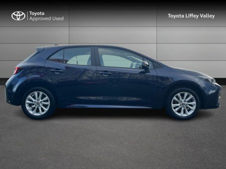 2023 Toyota Corolla COROLLA HYBRID LUNA H/B €25,950 thumbnail