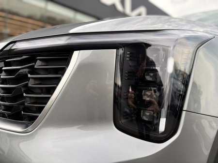 2025 Kia Sorento - thumbnail 7