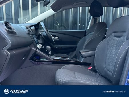 2020 Renault Kadjar 1.3 TCE 140 GPF EDC Play €20,950 thumbnail