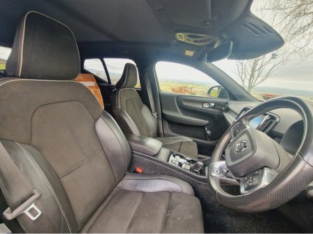 2019 Volvo XC40 R-DESIGN 5DR AUTO FINANCE AVAILABLE €27,950 thumbnail