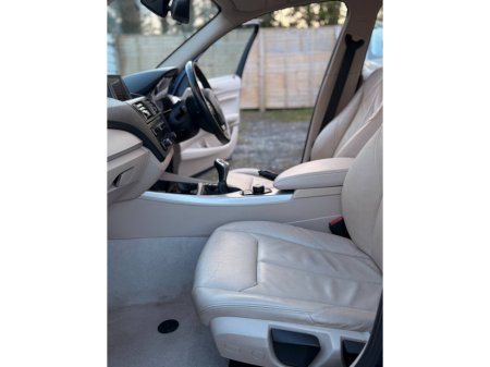 2013 BMW 1 Series - thumbnail 32