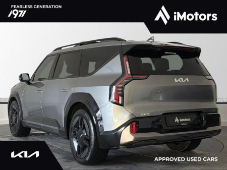 2024 Kia EV9 (242) GT Line 6 SEATER AWD 5DR Auto €74,800 thumbnail