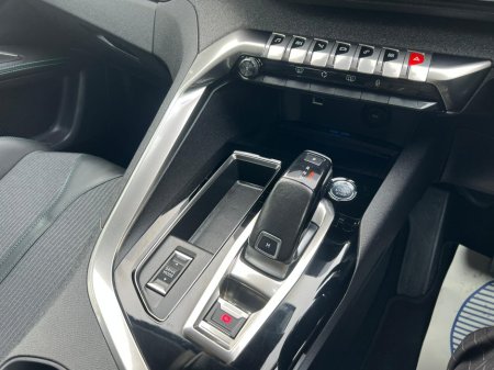 2021 Peugeot 3008 1.5 BlueHDi 130bhp Allure Auto €21,950 thumbnail