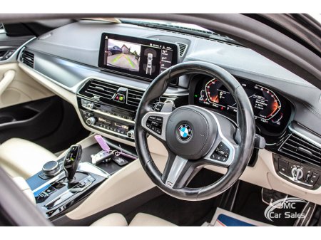 2021 BMW 5 Series - thumbnail 16