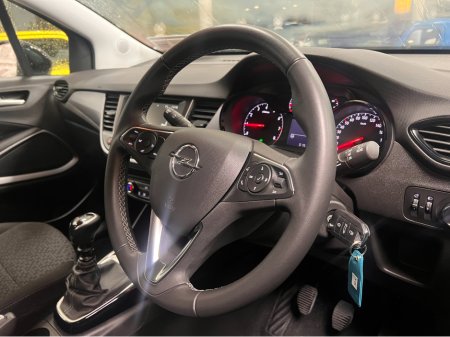 2024 Opel Crossland X *Only 12000 Kms* As New Petrol Manual High Spec 2024 Opel Crossland Rear View Camera Apple Car Play www.bolands.ie Est.1955 €21,950 thumbnail
