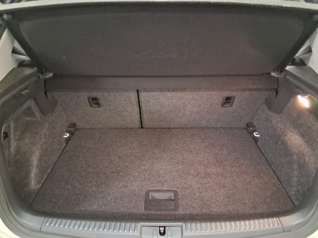 2016 Volkswagen Polo - thumbnail 9