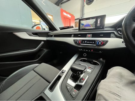 2018 Audi A4 - thumbnail 18