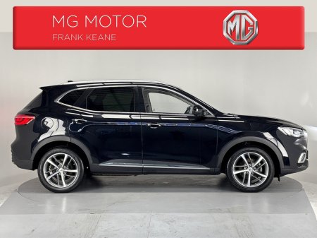 2022 MG HS EXCLUSIVE PHEV AUTO**PANORAMIC ROOF**DIGITAL DASH**TOUCH SCREEN APPLE CAR PLAY**MULTIFUNCTIONAL STEERING WHEEL**HEATED LEATHER SEATS**ELECTRIC SEATS**ELECTRIC FOLDING MIRRORS**ELECTRIC TAILGATE** €24,995 thumbnail
