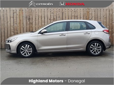 2018 Hyundai i30 1.6 Diesel Deluxe €13,900 thumbnail
