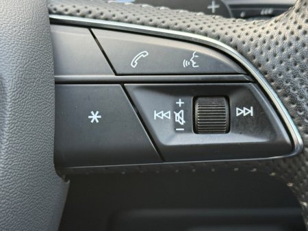 2020 Audi Q8 - thumbnail 25