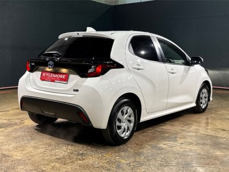 2020 Toyota Yaris - view 3