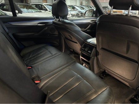 2017 BMW X5 - thumbnail 21