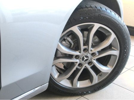 2015 Mercedes-Benz C Class - thumbnail 6