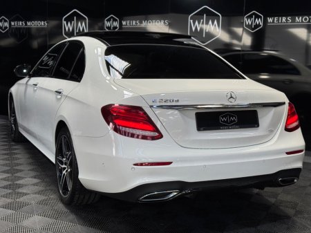 2016 Mercedes-Benz E Class - thumbnail 12