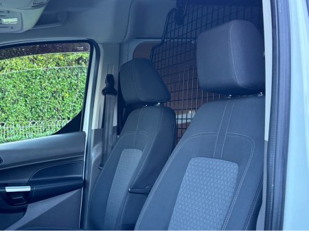 2022 Ford Transit Connect 1.5 240 5DR AUTO TREND LWB €16,950 thumbnail