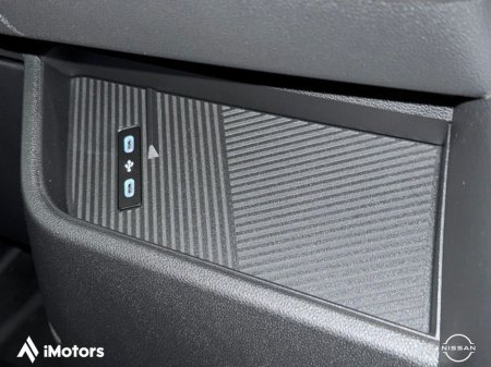 2026 Nissan Interstar DEMO 150 SV Premium Auto thumbnail