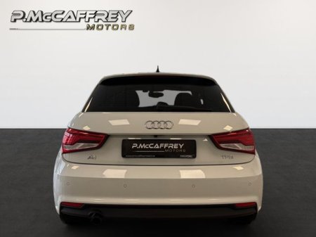 2016 Audi A1 - thumbnail 6