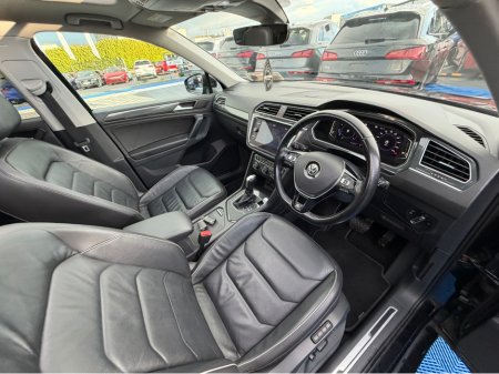 2020 Volkswagen Tiguan R-LINE BLACK EDT - 1.5 PETROL - AUTO - 12M WARRANTY - CAR: 1744 €34,950 thumbnail