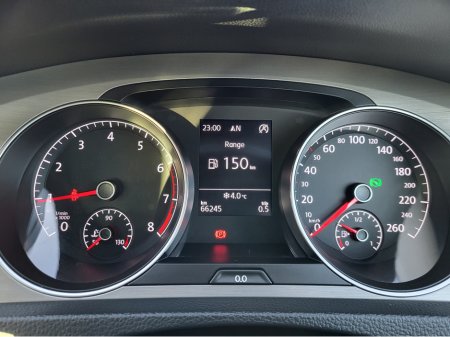 2015 Volkswagen Golf (2yr warranty) 1.2 petrol Auto estate 76308 €12,999 thumbnail